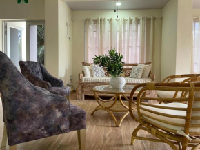 Alka's Paradise Guest House and Lodging